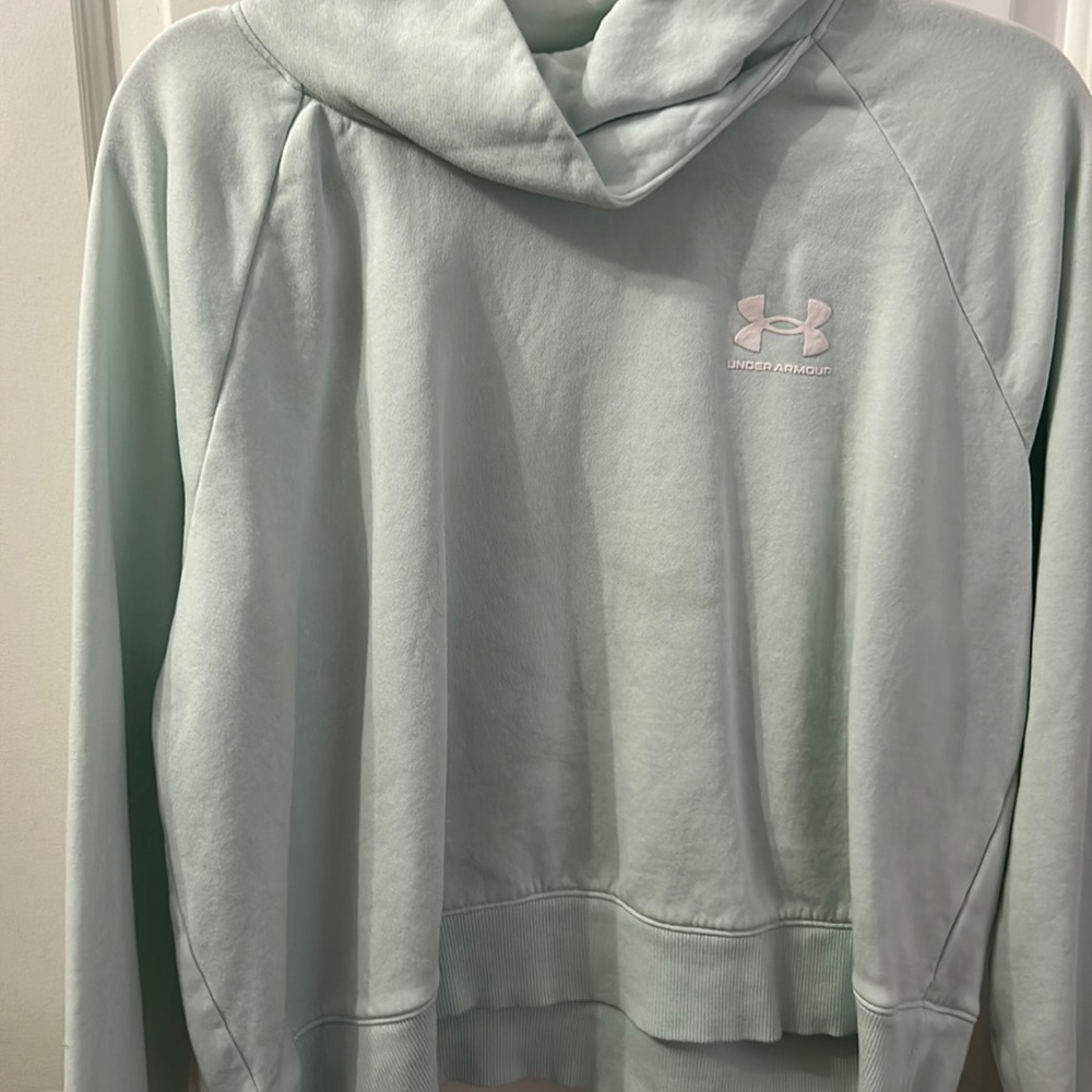 Crop sweater
